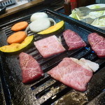 Miya - 肉も野菜も案外早く焼ける