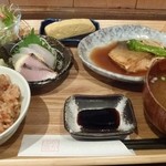 かかの掌 - 神島定食