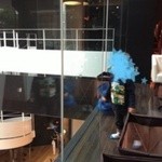 アップステアーズ - 