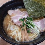 麺屋 万年青 - 料理写真: