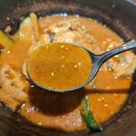 Kari Ando Kare Pan Temma - 沢山の旨味が溶け込んだスープ