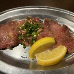 焼肉ホルモン ボンズ - 