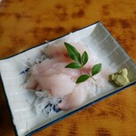 Nikoniko Doraibuin - ホウボウの刺身　740円