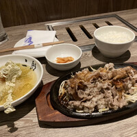焼肉&手打ち冷麺 二郎 KANAYAMA - 