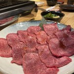 焼肉 おく村 - 