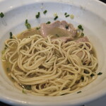 弘明寺丿貫 - 伊勢海老蕎麦のスープに漬ける