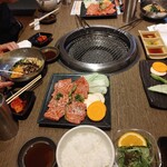 Tsuruushi Yakiniku Ootaya - 