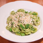 ラ スフォリーナ - パスタランチ 1100円 の菜の花のソースのオレッキエッテ