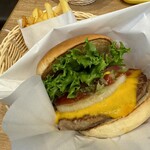 FRESHNESS BURGER - 