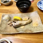 魚市場 小松 - ブリの切り身焼き