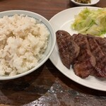 牛たん料理 閣 - 牛タン 5枚 定食+南蛮味噌