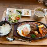 Cafe CoCo - トマト煮込みハンバーグ定食