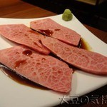 ホルモン在市 - 特上カルビ(三角バラ)