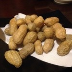 台流屋台 御気樂 - 茹で落花生