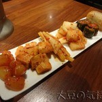 ホルモン在市 - キムチ盛り合わせ(￥700)