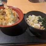 久兵衛屋 - 息子っちの。天丼とミニうどんのセット。僕より食う気か？