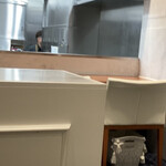 Grand rocher - 内観(カウンター席ありのオープンなキッチン)