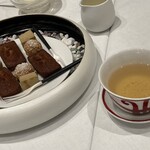 Grand rocher - 小焼菓子とハーブティー