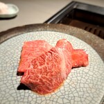 Ginza Yakiniku Sarondo Eijingu Bi-Fu - ⚫特選部位3種　ハラミ、イチボ、たてばらで3週間熟成肉を塩味
