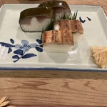 いづう - 鯖穴子寿司盛合せ(¥1,980)
