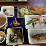 Ayukawa - 鮎Cコース　鮎刺身、南蛮漬け、甘露煮、フライ、サービスのけんちん汁