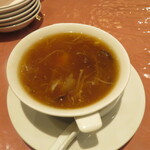 獅門酒楼 - フカヒレすましスープ(醤油)