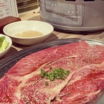 Yakiniku Hiroshouten - 