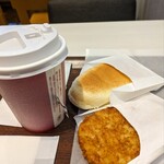 リトルマーメイド - 料理写真:パニーニとハッシュポテトとホットティー
