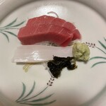 つる由 - お造り