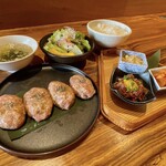 ラムバーグランチ御膳　【平日限定】