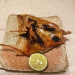 つる由 - キンキの塩焼き