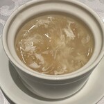 涵梅舫 - 卵白身入りフカヒレスープ
