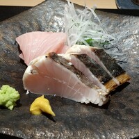 日本料理いまい - サワラのスモークたたき  、ぶり
