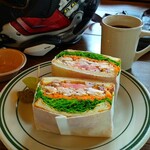 キャトル サンドイッチズ - 