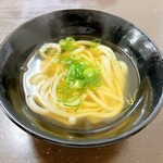 山とも - かけうどんあつあつ❤️