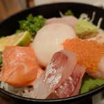 Wabou Mansaku - 海鮮丼アップ