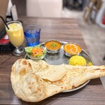 インド料理 ムンバイダイニング - 