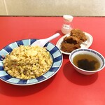 手作り餃子　康 - 料理写真:五目チャーハン＋唐揚げ3ヶ　2023/8/7