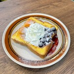 MACHICOCO CAFE - フレンチトースト・ブルべりー/マンゴー/ミックス