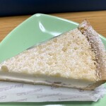 Shatoreze - 私には「くるみのクランブルチーズケーキ」を選んでくれました☆