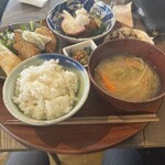 食堂ヒトト - 