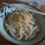 西端手打 上戸うどん - 嫁が注文した、かけ　中
