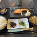 いつもの和食や 新宿御苑店 - 