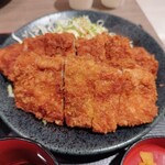 Katsu e mon - 盛り合わせ定食1859円