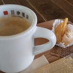 川珈琲店 - ドリンク写真:ホットコーヒー・ミニスワン