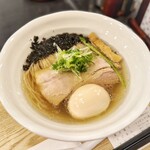 サッポロ ラーメン ハチ - 