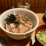 FISHMAN KITCHEN - 日替わりの寒鰤丼、柚子胡椒和え