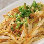 Stir-fried Han bean sprouts