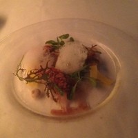 RESTAURANT DAZZLE - シマアジのヴィットーレ ピンクグレープフルーツと胡桃のピューレ バルサミコソース