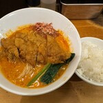 担々麺 ほおずき - 排骨担々麺(中辛)＋無料のライス